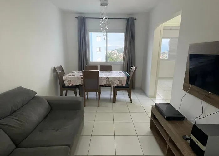 Apartamento Na Martim De Sa Com Estacionamento